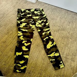 Lululemon Swift Speed high rise 28” long running tights / leggings. Size 14.